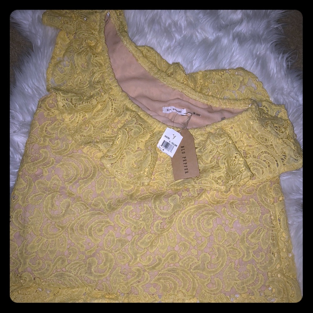 Women’s blue pepper Yellow lace tank